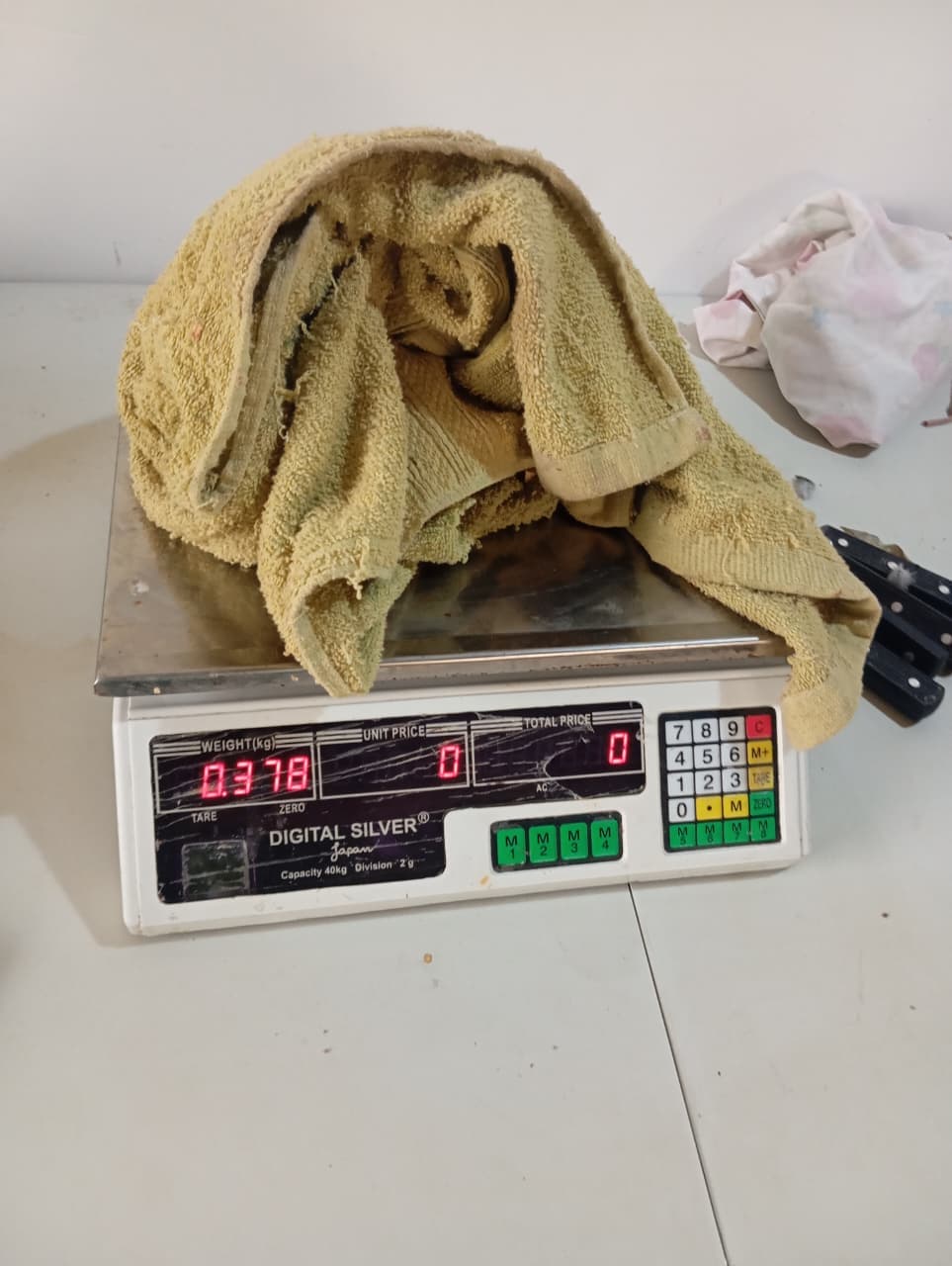 B20 Returns to the Cage for a While · 4